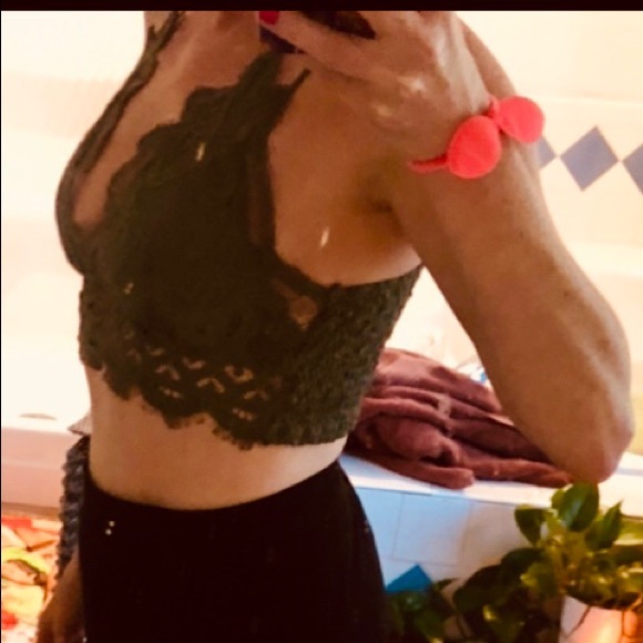 Meet your Posher, Ashley - Picture 2 of 2